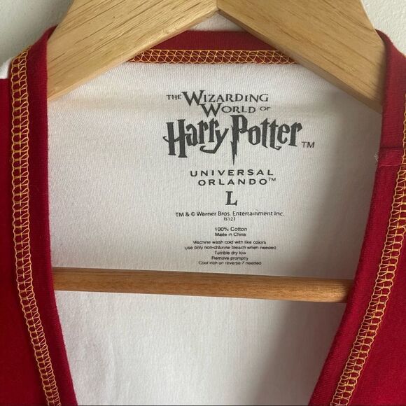 Harry Potter Gryffindor White with Red Sleeve Baseball Shirt Size Large - Picture 4 of 5